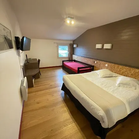 勒克鲁餐厅酒店 酒店 约泽克