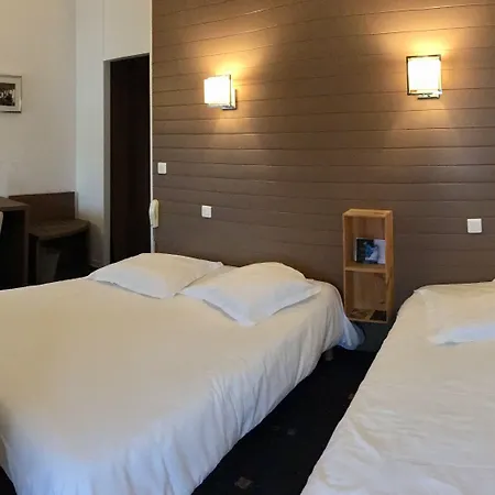 勒克鲁餐厅酒店 酒店 2*